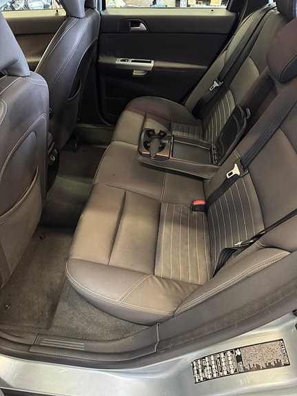 Volvo V50 5 of 5