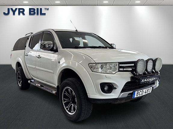 Mitsubishi L200 2014
