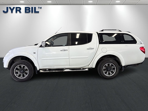 Mitsubishi L200 5 of 16
