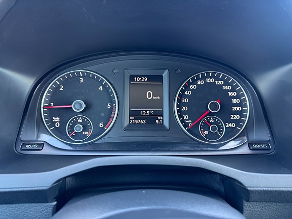 Volkswagen Caddy Maxi 13 of 27