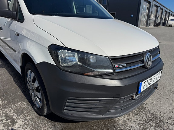 Volkswagen Caddy Maxi 26 of 27