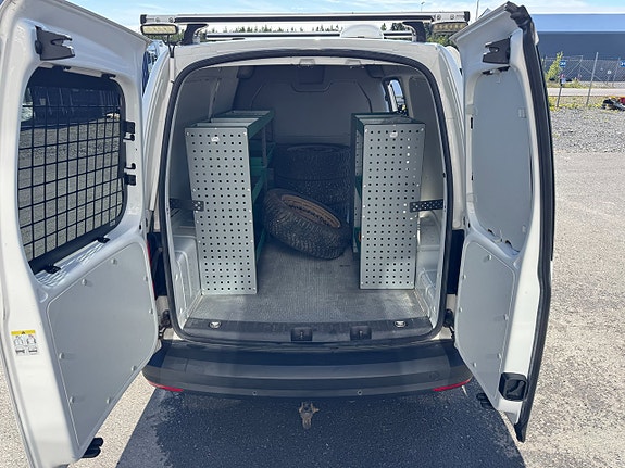 Volkswagen Caddy Maxi 20 of 27