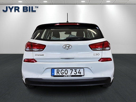 Hyundai i30 4 of 23
