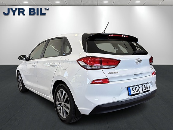 Hyundai i30 5 of 23