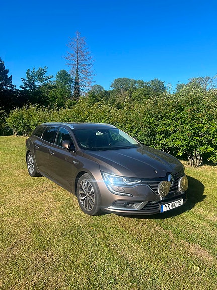 Renault Talisman 2 of 4
