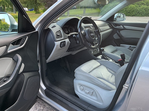 Audi Q3 9 of 15