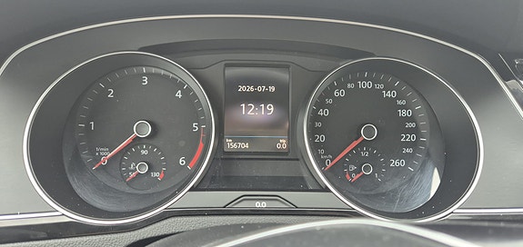 Volkswagen Passat 3 of 5