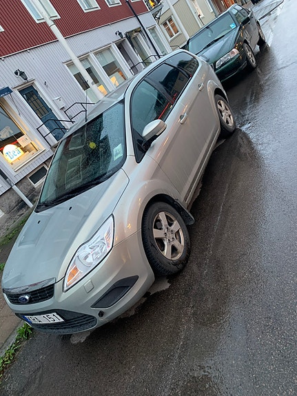 Ford Focus 3 of 5