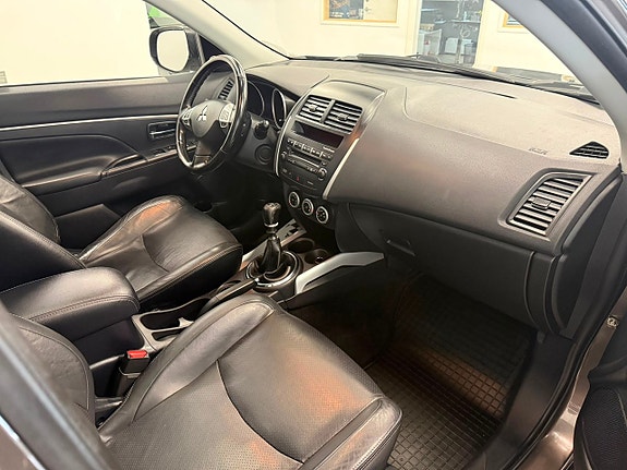 Mitsubishi ASX 8 of 11