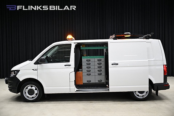 Volkswagen Transporter 3 of 5