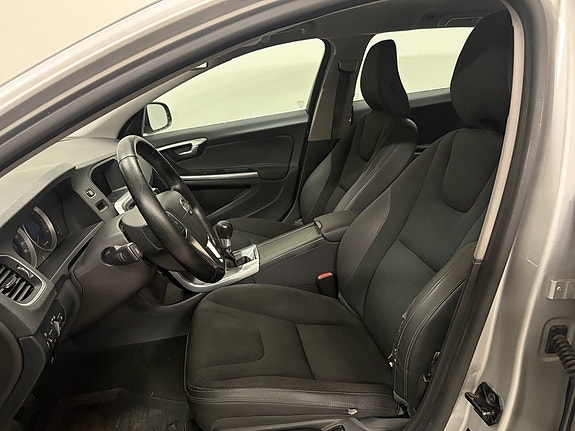 Volvo V60 9 of 11