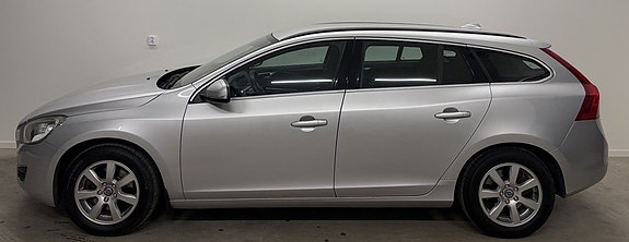 Volvo V60 2 of 11