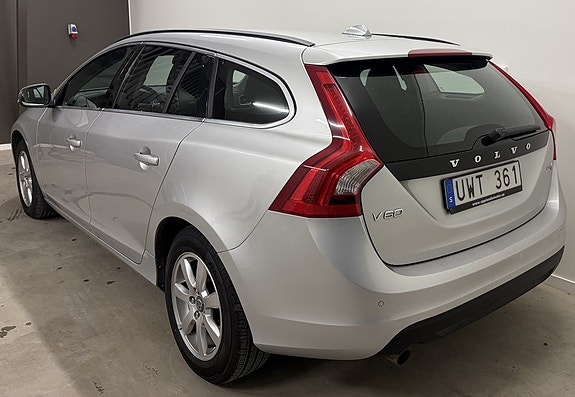 Volvo V60 3 of 11