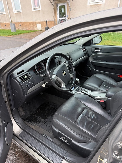 Chevrolet Epica 3 of 5