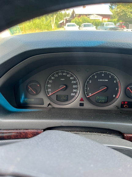 Volvo S80 3 of 3