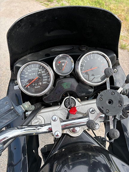 Suzuki GSF1200S Bandit 5 of 5
