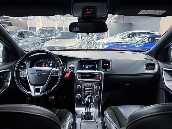 Volvo S60 5 of 5