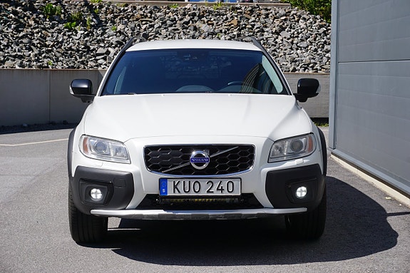 Volvo XC70 3 of 5