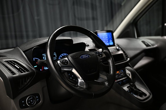 Ford Transit Connect 11 of 25