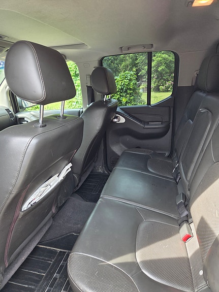 Nissan Navara 10 of 14