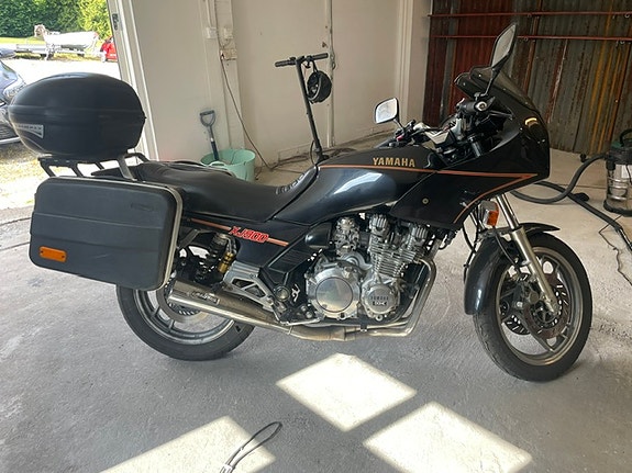 Yamaha XJ 900 3 of 7