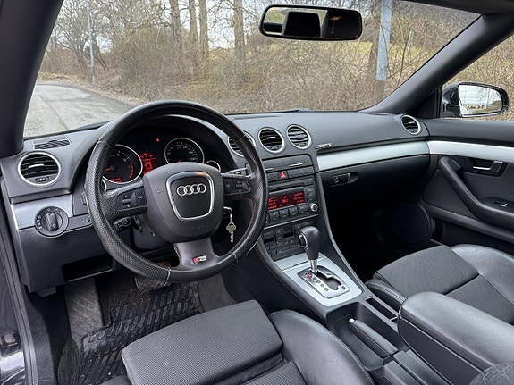 Audi Cabriolet 4 of 5