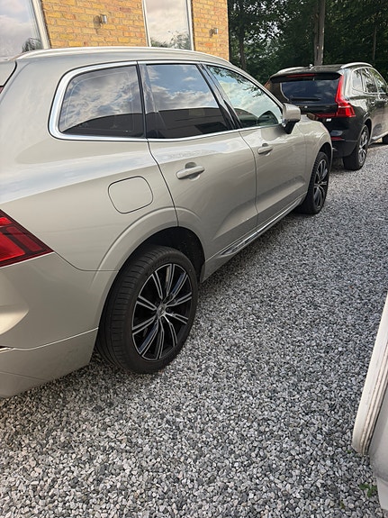 Volvo XC60 4 of 5