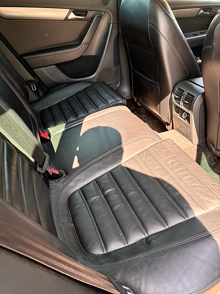 Volkswagen Passat 14 of 14