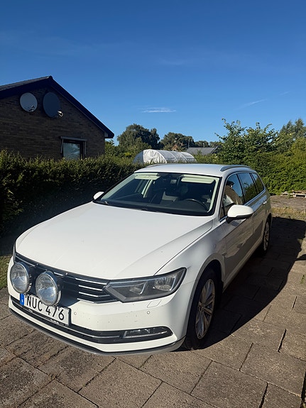 Volkswagen Passat 4 of 5