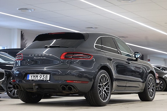 Porsche Macan Turbo 7 of 28