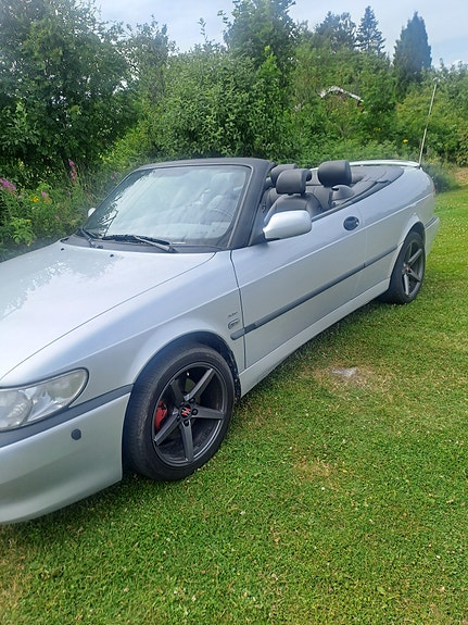 Saab 9-3 4 of 12