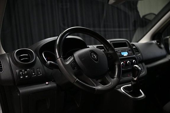 Renault Trafic 6 of 26