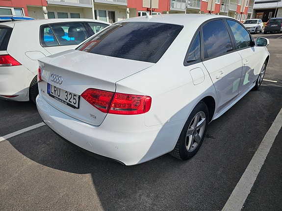 Audi A4 5 of 5