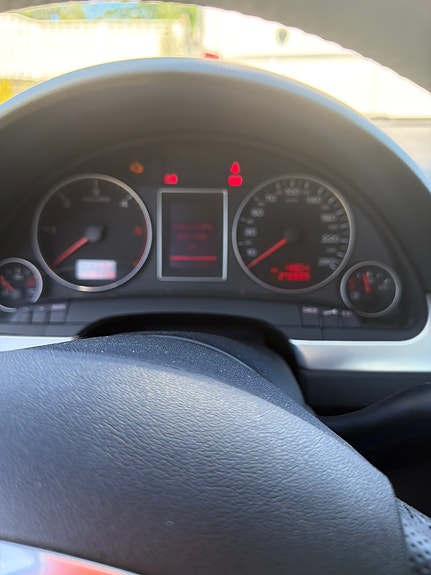 Audi A4 6 of 9