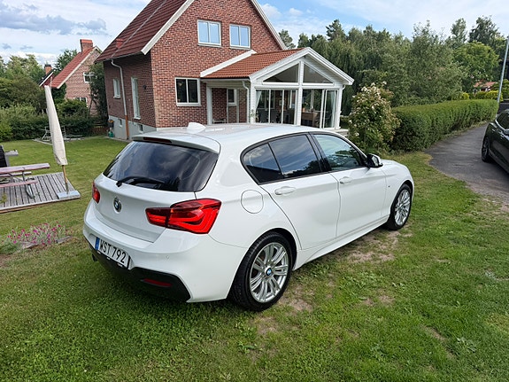BMW 116d 4 of 5