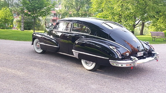 Cadillac Series 62 3 of 10