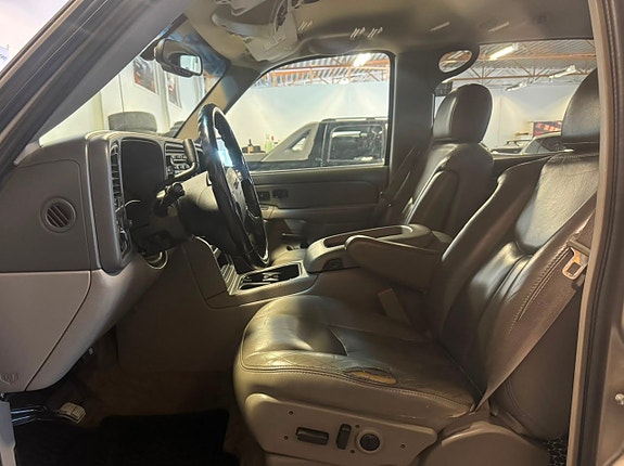 GMC Yukon 17 of 24
