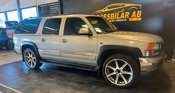 GMC Yukon 14 of 24