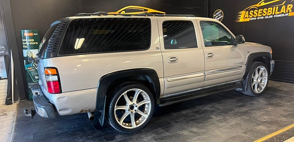 GMC Yukon 12 of 24