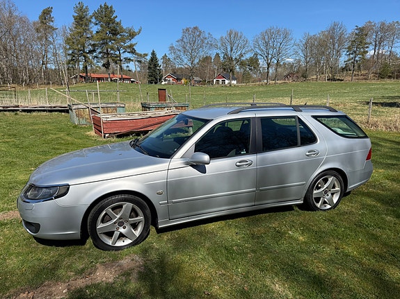 Saab 9-5 2 of 5