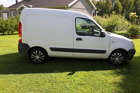 Renault Kangoo Express 2 of 5