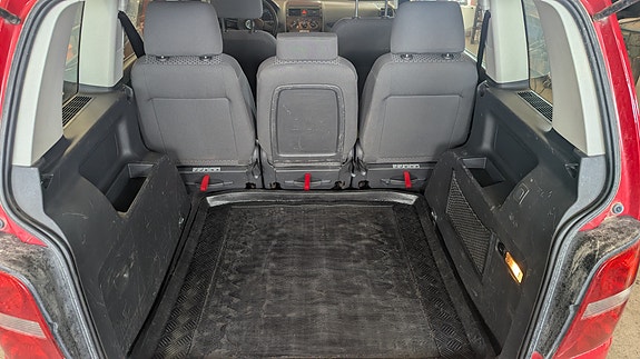 Volkswagen Touran 8 of 9