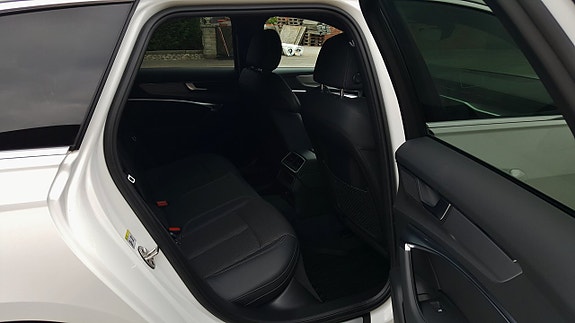 Audi A6 9 of 29