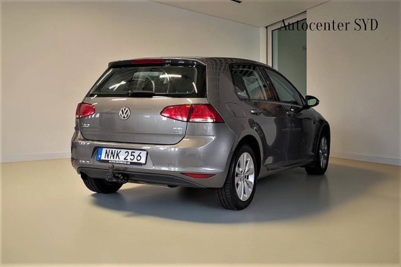 Volkswagen Golf VII 4 of 17
