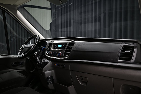 Ford Transit 25 of 29