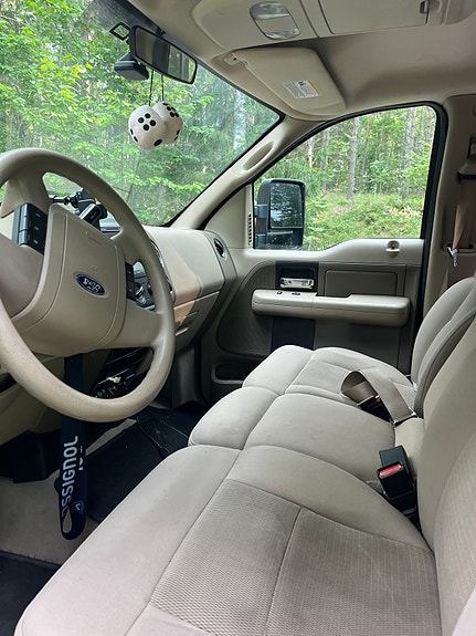 Ford F-150 8 of 10