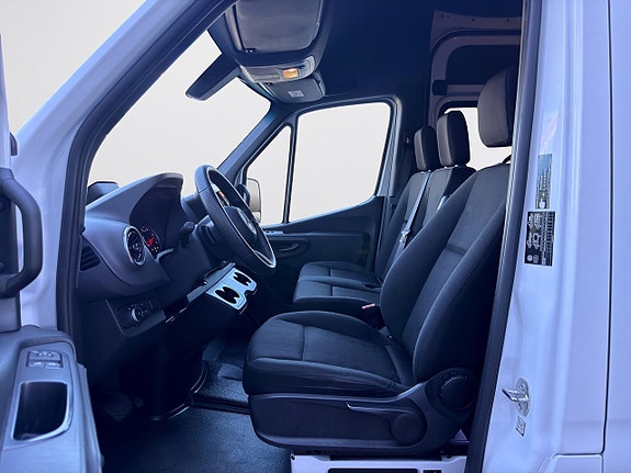 Mercedes-Benz Sprinter 317 13 of 19