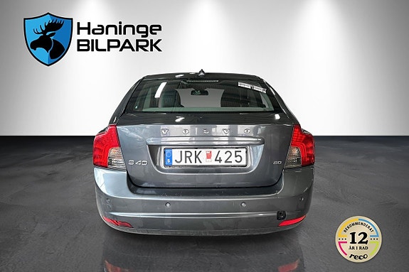 Volvo S40 9 of 15