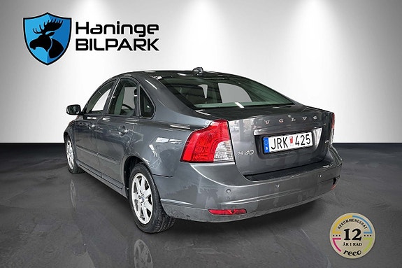 Volvo S40 10 of 15