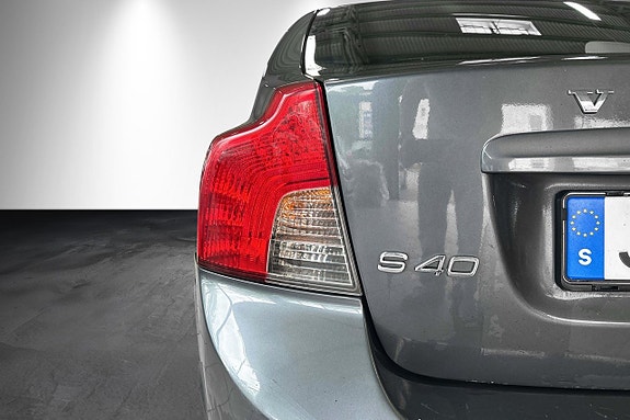 Volvo S40 12 of 15